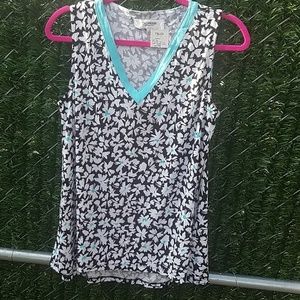 NWT Floral stretchy top